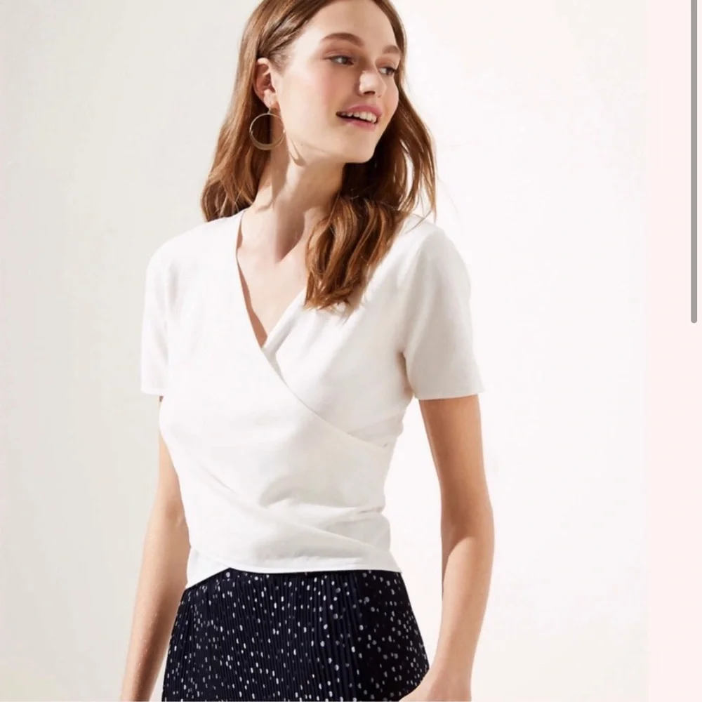 LOFT cropped white wrap top - Picture 1 of 2